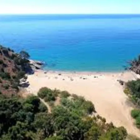 Apartment Pretty Studio On The Heights Of Cavalaire-sur-Mer